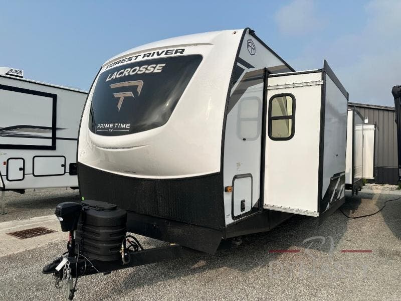 2026 LaCrosse 3510DB by Prime Time from RV Dynasty in Bunker Hill, Indiana