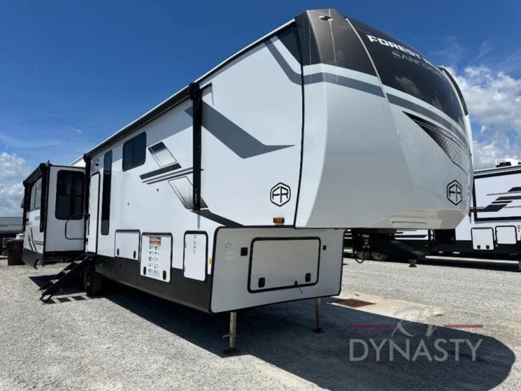 New 2026 Forest River Sandpiper 3900HBLR available in Bunker Hill, Indiana