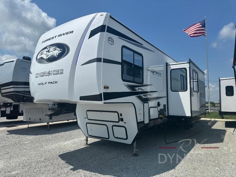 2026 Cherokee Wolf Pack 365PACK15.5 by Forest River from RV Dynasty in Bunker Hill, Indiana