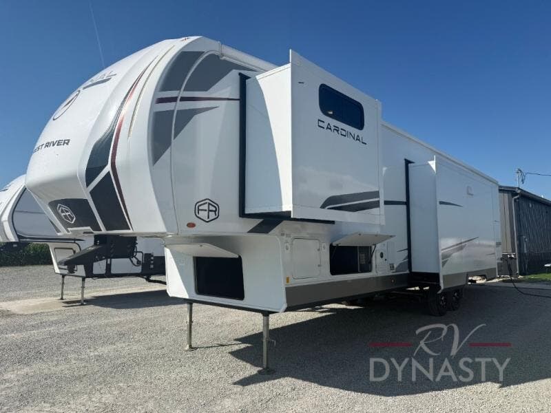 2026 Cardinal 35CRIB by Forest River from RV Dynasty in Bunker Hill, Indiana