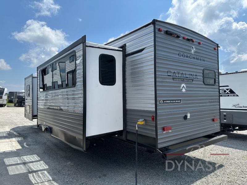 New 2026 Coachmen Catalina Legacy Edition 303RKDS available in Bunker Hill, Indiana