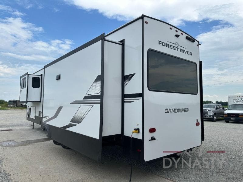 New 2026 Forest River Sandpiper 3900HBLR available in Bunker Hill, Indiana