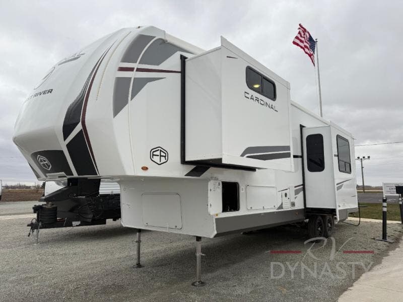 2026 Cardinal 33CHEF by Forest River from RV Dynasty in Bunker Hill, Indiana