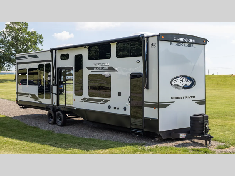 2026 Cherokee Timberwolf Black Label 39DKBL by Forest River from RV Dynasty in Bunker Hill, Indiana