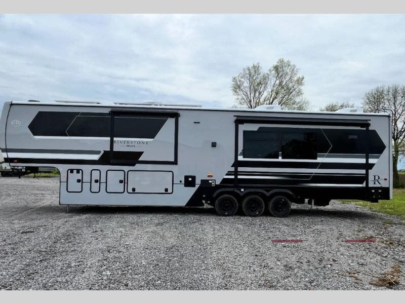 2027 RiverStone 420RE by Forest River from RV Dynasty in Bunker Hill, Indiana
