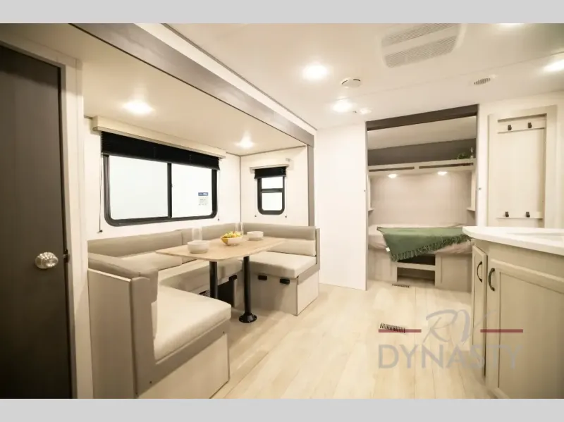 2027 Catalina Summit Series 8 231BHS by Coachmen from RV Dynasty in Bunker Hill, Indiana