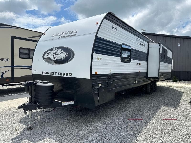 2026 Cherokee Grey Wolf 27LH by Forest River from RV Dynasty in Bunker Hill, Indiana