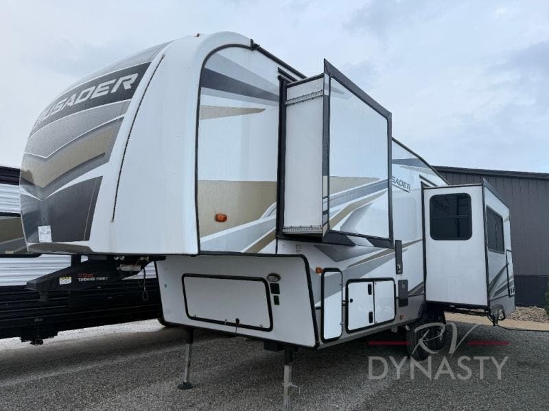 2024 Crusader 265MLE by Prime Time from RV Dynasty in Bunker Hill, Indiana