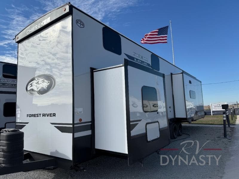 2026 Cherokee Timberwolf Black Label 39DLBL by Forest River from RV Dynasty in Bunker Hill, Indiana