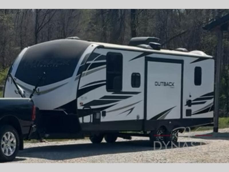 2021 Outback Ultra Lite 244UBH by Keystone from RV Dynasty in Bunker Hill, Indiana