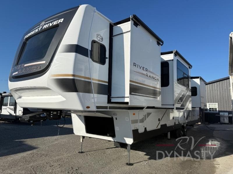 2026 River Ranch 395FKL by Forest River from RV Dynasty in Bunker Hill, Indiana