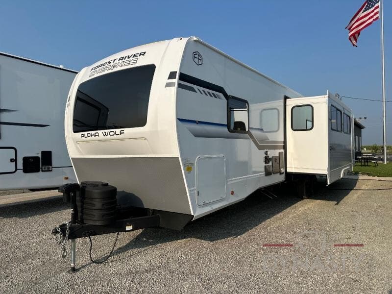 2026 Cherokee Alpha Wolf 33BH-L by Forest River from RV Dynasty in Bunker Hill, Indiana