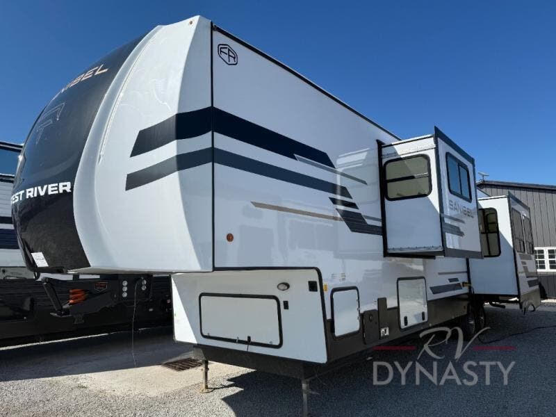 2026 Sanibel 38LAUNDRY by Prime Time from RV Dynasty in Bunker Hill, Indiana