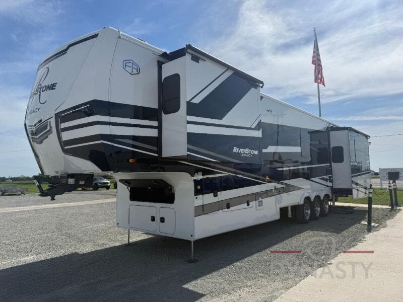 2026 RiverStone 420RE by Forest River from RV Dynasty in Bunker Hill, Indiana