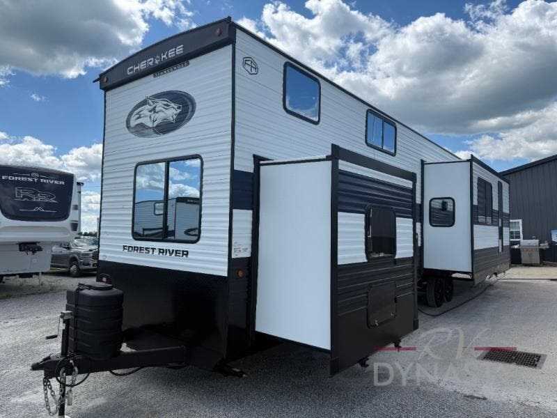 2026 Cherokee Timberwolf 39AL by Forest River from RV Dynasty in Bunker Hill, Indiana