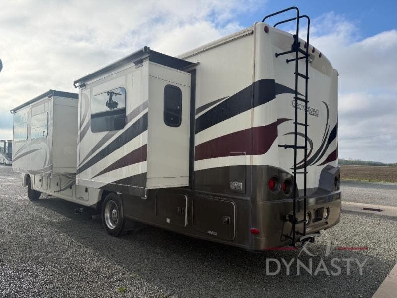 2016 Georgetown 364TS by Forest River from RV Dynasty in Bunker Hill, Indiana