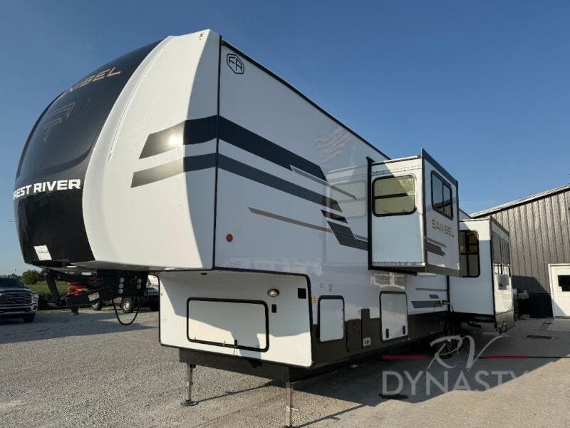 2026 Sanibel 38LAUNDRY by Prime Time from RV Dynasty in Bunker Hill, Indiana