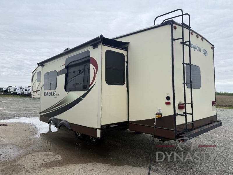 Used 2015 Jayco Eagle HT 27.5BHS available in Bunker Hill, Indiana
