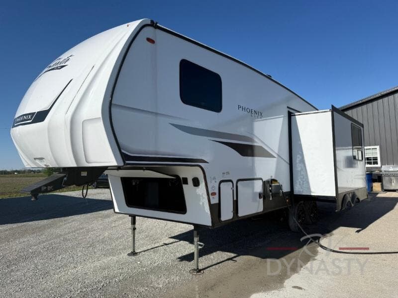 2027 Phoenix Lite 254RLS by Shasta from RV Dynasty in Bunker Hill, Indiana