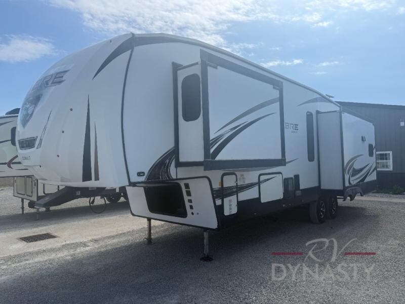 2020 Sabre 31IKT by Forest River from RV Dynasty in Bunker Hill, Indiana