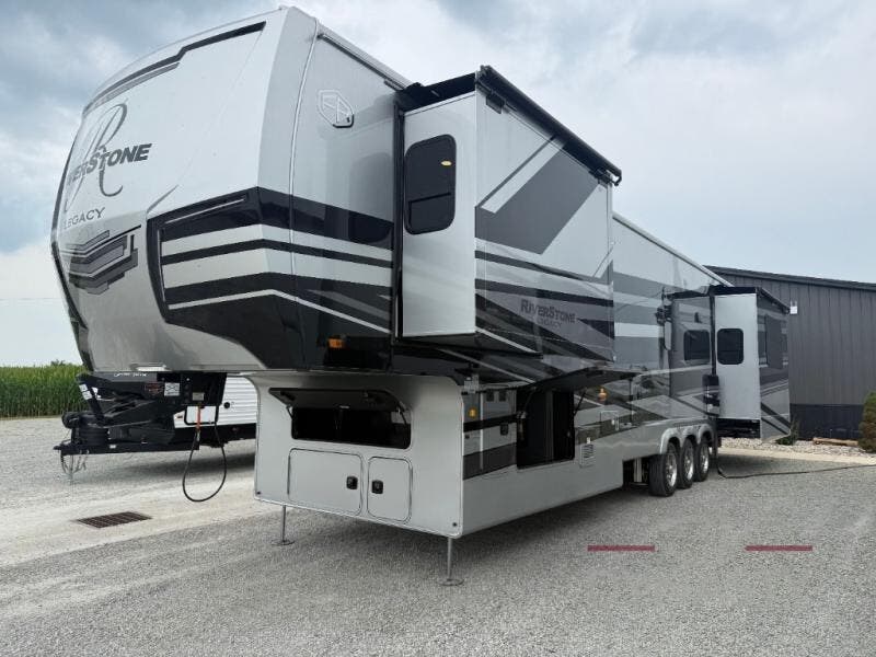 2026 RiverStone 420RE by Forest River from RV Dynasty in Bunker Hill, Indiana
