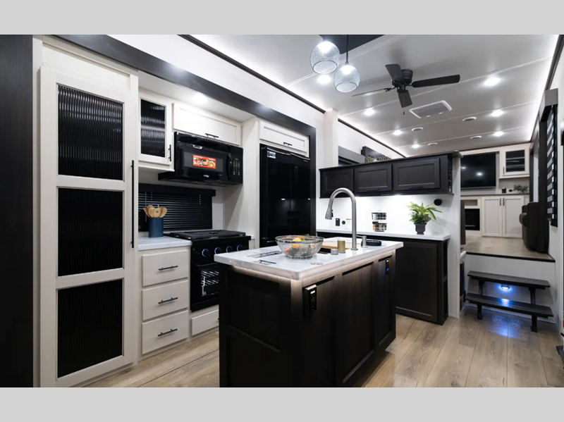 2027 Cherokee Sabre 37FLH by Forest River from RV Dynasty in Bunker Hill, Indiana