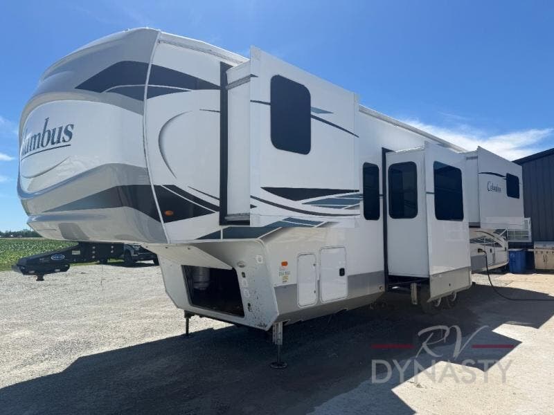 2022 Columbus 388FK by Palomino from RV Dynasty in Bunker Hill, Indiana