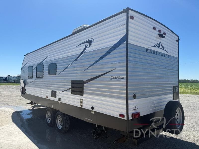 Used 2019 East to West Della Terra 25KRB available in Bunker Hill, Indiana