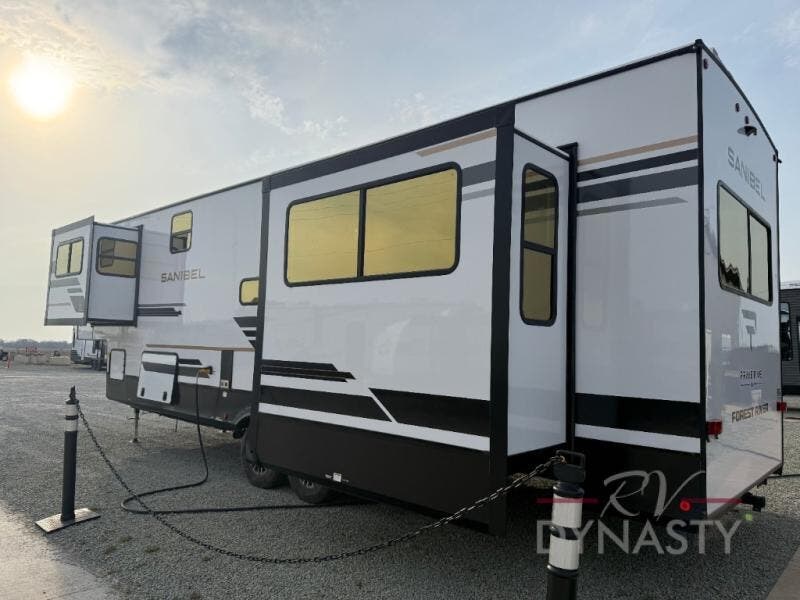 New 2026 Prime Time Sanibel 34LOUNGE available in Bunker Hill, Indiana