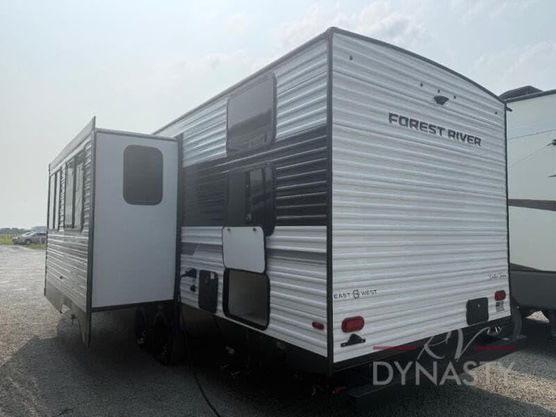 New 2027 East to West Della Terra 280BH available in Bunker Hill, Indiana