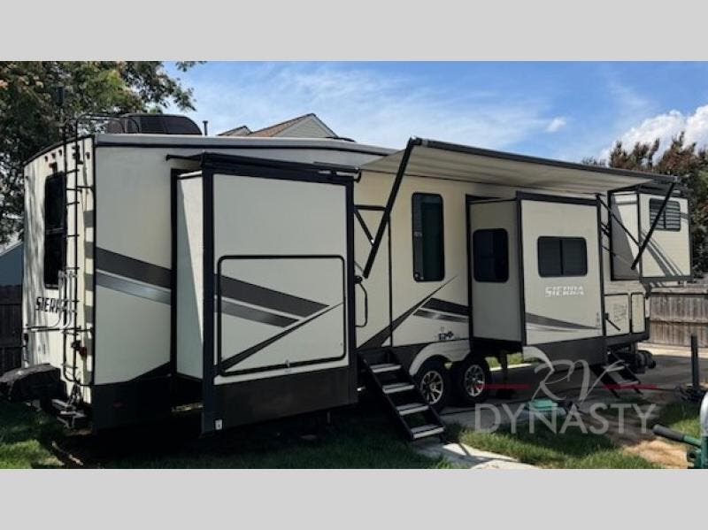 2021 Sierra 38FKOK by Forest River from RV Dynasty in Bunker Hill, Indiana
