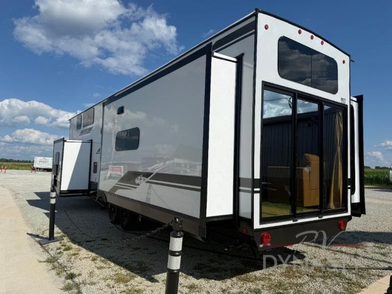 New 2027 Forest River Cherokee Timberwolf Black Label 39JMBL available in Bunker Hill, Indiana