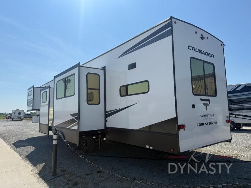 New 2027 Forest River Crusader BONUS38 available in Bunker Hill, Indiana