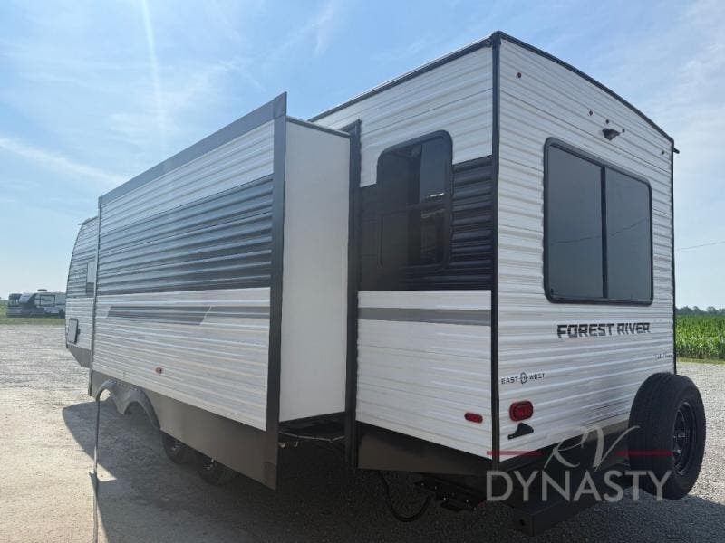2027 Della Terra 272RL by East to West from RV Dynasty in Bunker Hill, Indiana