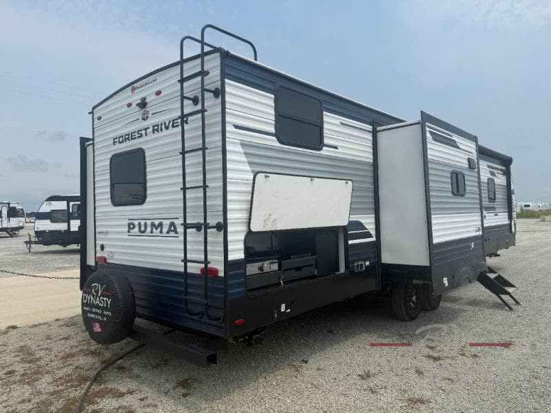 Used 2025 Palomino Puma 32BHFS available in Bunker Hill, Indiana