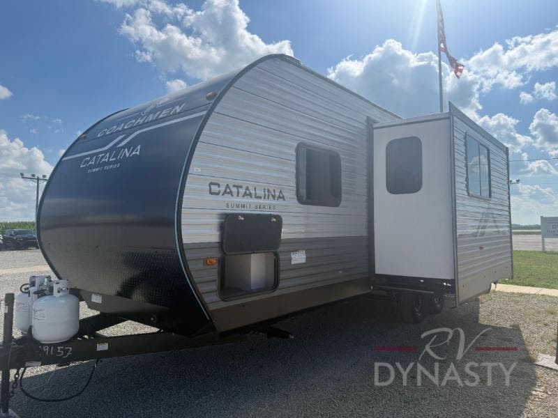 2027 Catalina Summit Series 8 231BHS by Coachmen from RV Dynasty in Bunker Hill, Indiana