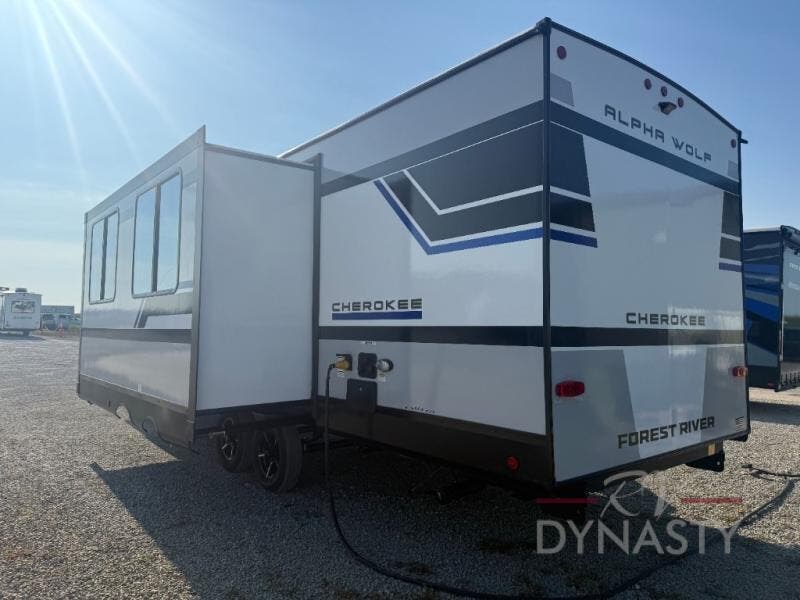 New 2027 Forest River Cherokee Alpha Wolf 27BHX-L available in Bunker Hill, Indiana
