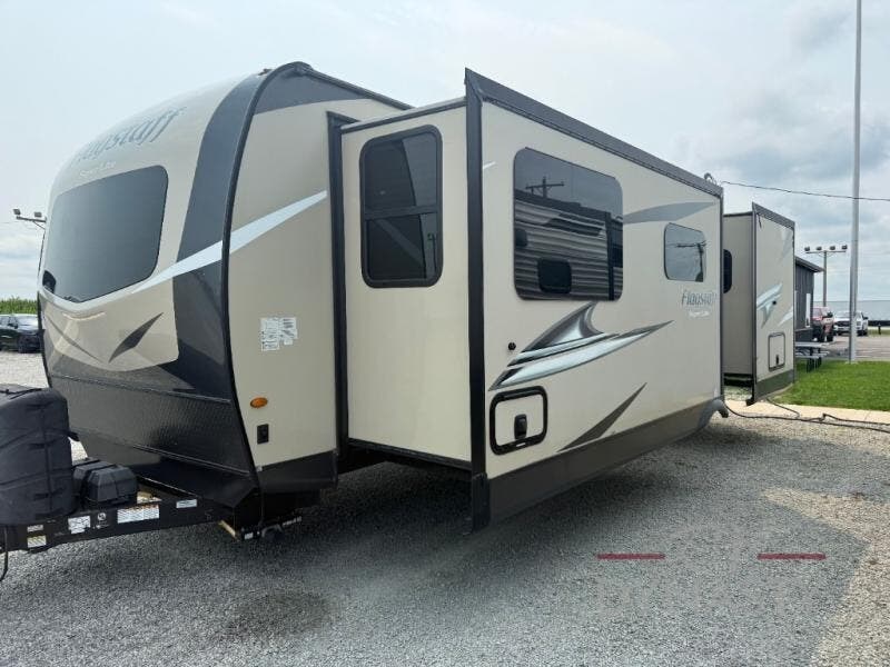 2020 Flagstaff Super Lite 26FKBS by Forest River from RV Dynasty in Bunker Hill, Indiana