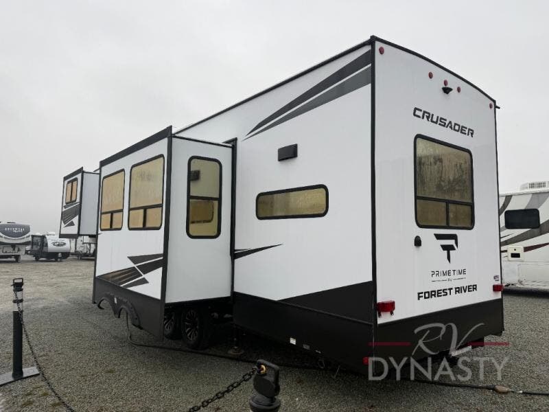 New 2026 Forest River Crusader KING33 available in Bunker Hill, Indiana