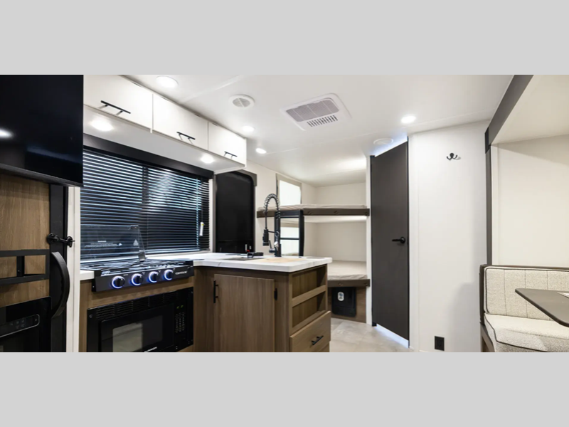 2027 Tracer 230BH by Forest River from RV Dynasty in Bunker Hill, Indiana