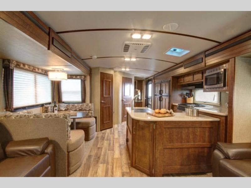 2018 Outback 326RL by Keystone from RV Dynasty in Bunker Hill, Indiana