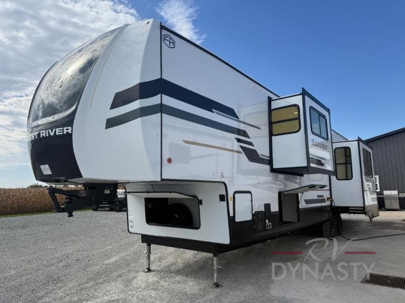 2027 Sanibel 39ESTATE by Forest River from RV Dynasty in Bunker Hill, Indiana