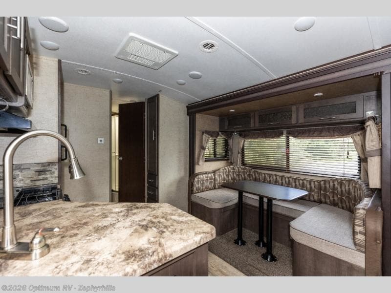 2016 Forest River Surveyor 243RBS RV for Sale in Zephyrhills, FL 33540