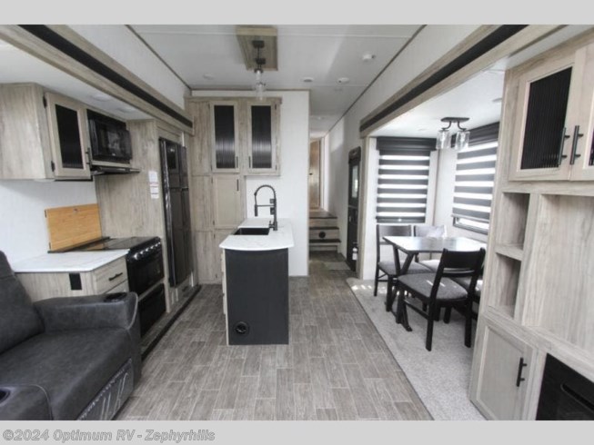 2021 Forest River Cherokee Arctic Wolf Suite 3660 RV for Sale in