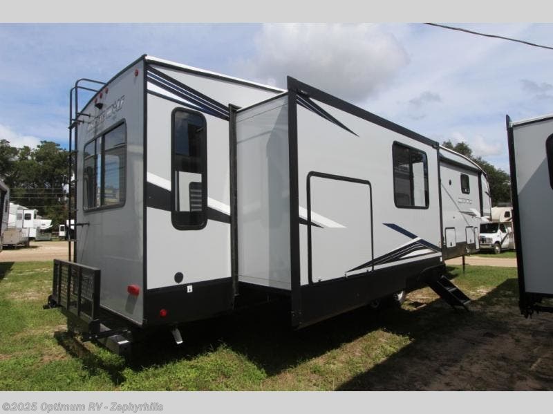 3660 suite arctic wolf 3660 suite arctic wolf