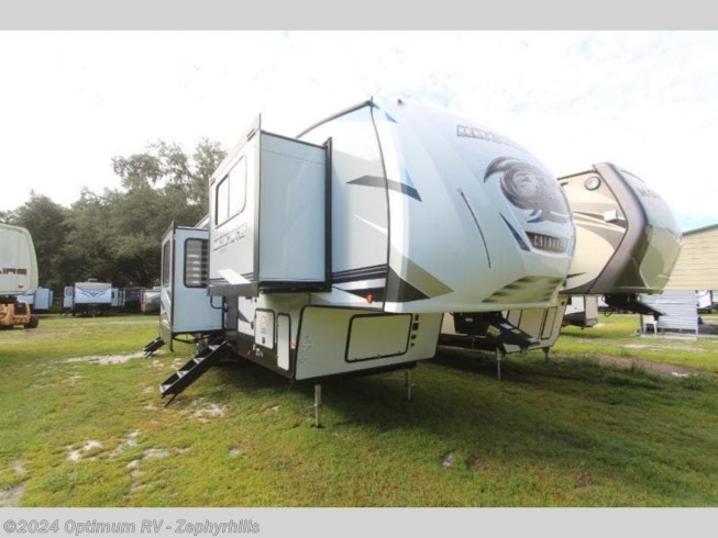 2022 Forest River Cherokee Arctic Wolf Suite 3990 #1CH599 - For Sale in ...