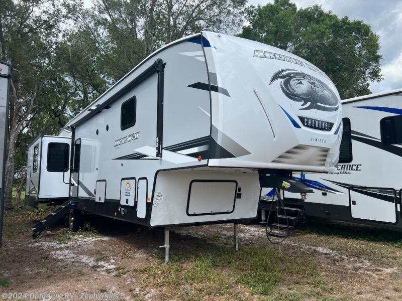 2022 Forest River Cherokee Arctic Wolf Suite 3660 RV for Sale in