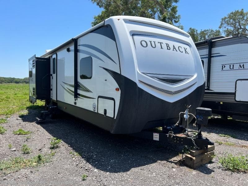 2018 Keystone Outback 335CG RV for Sale in Zephyrhills, FL 33540
