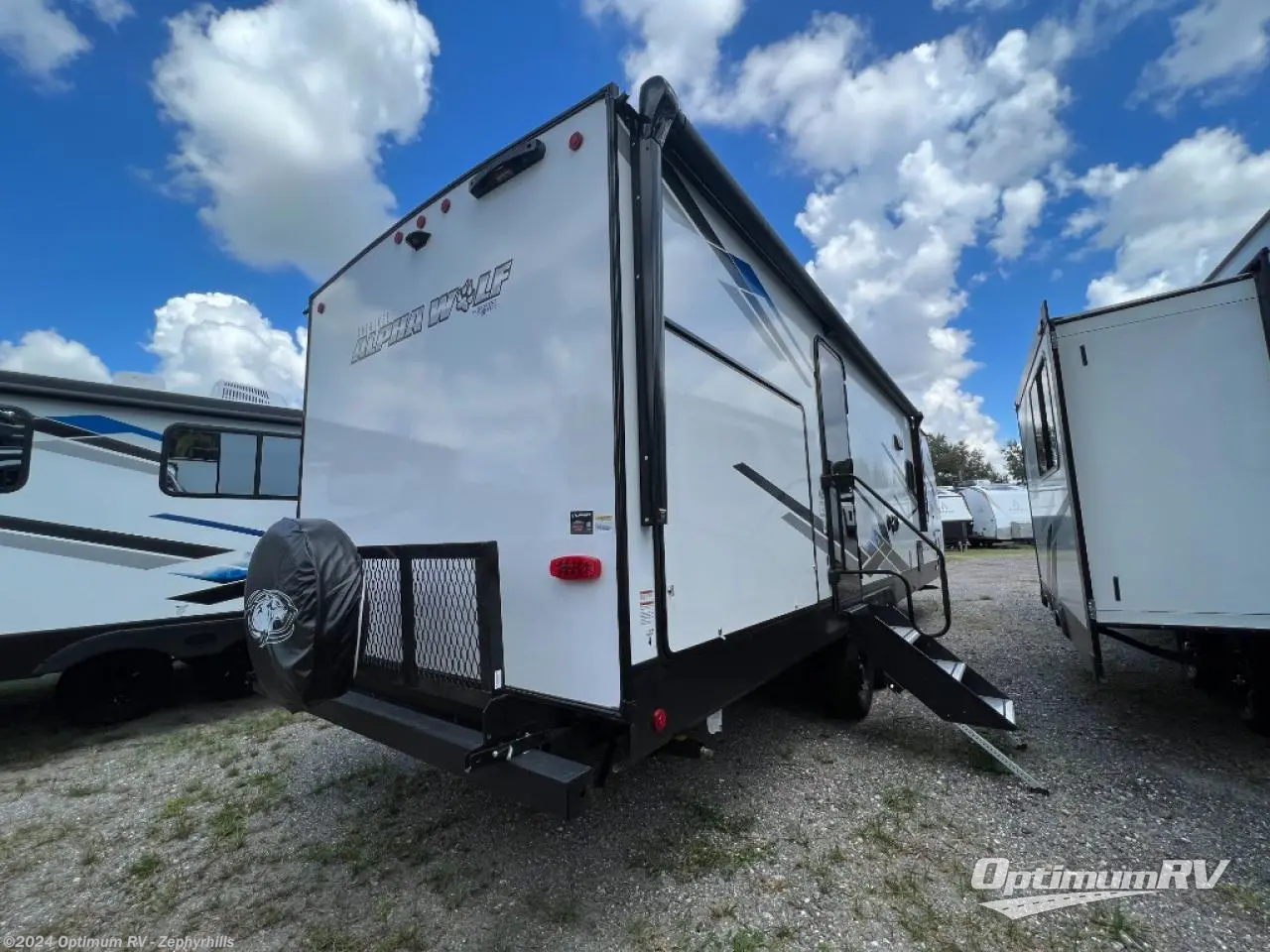 2024 Forest River Cherokee Alpha Wolf 26RBL RV for Sale in Zephyrhills