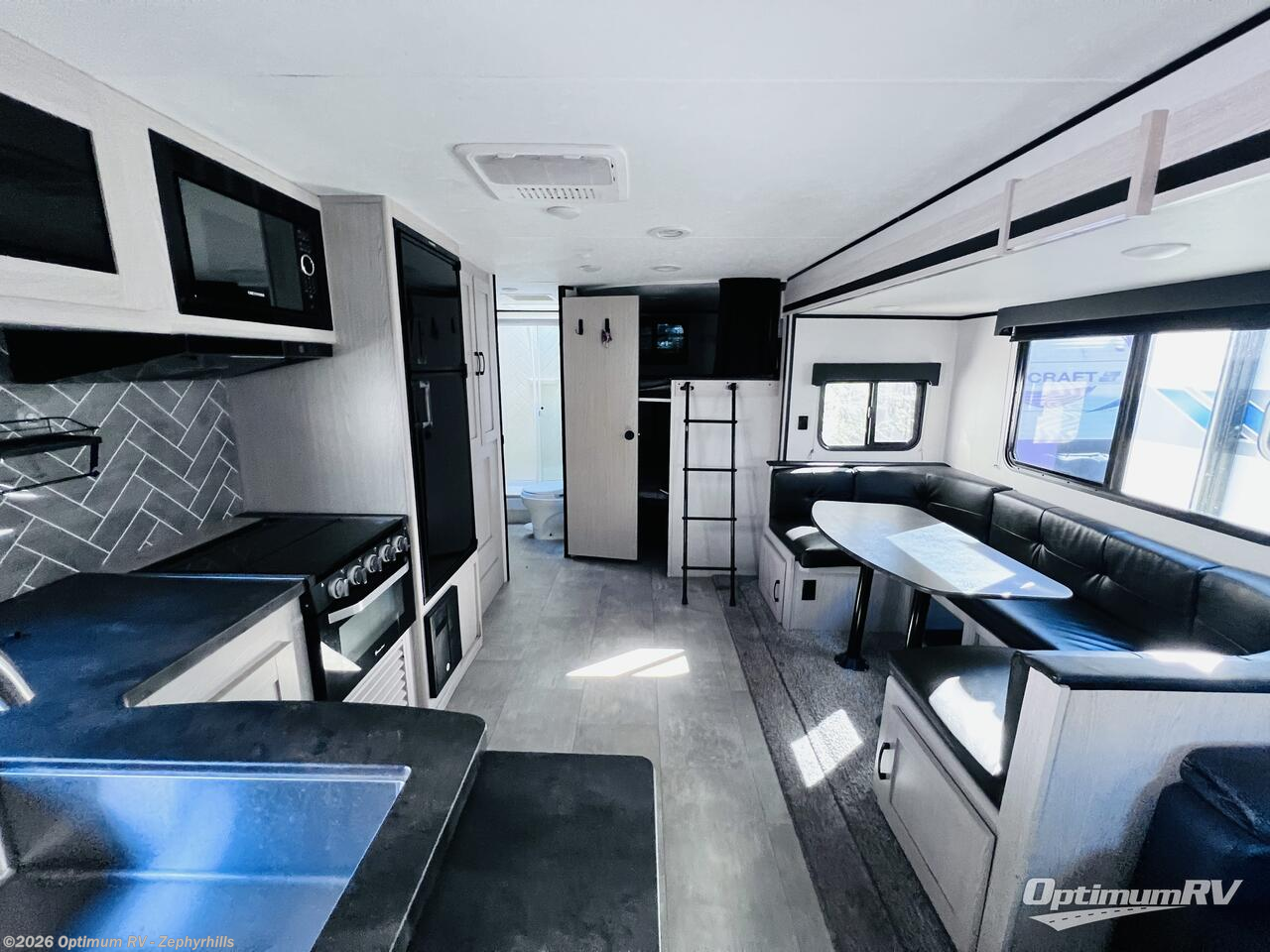 Used 2021 Coachmen Apex Apex available in Zephyrhills, Florida